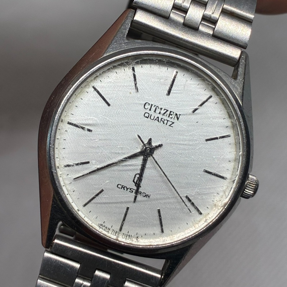 Citizen Quartz Crystron Silver Textured Dial Time Only JDM Mens Watch-WORKING!